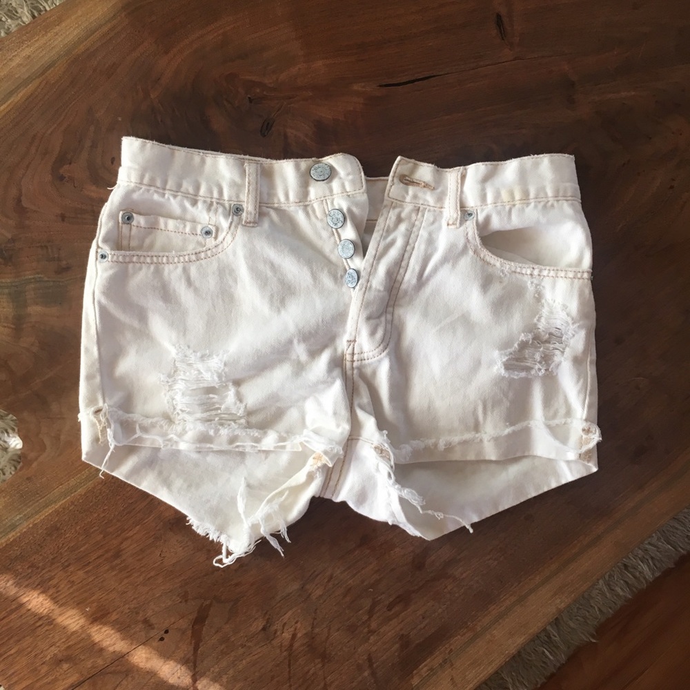 Urban outfitters bdg tomgirl white jean shorts